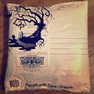 🦇 Package Shipped~ Proof of shipment 🦇